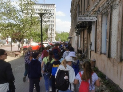  (photo)