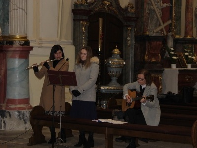  (photo)