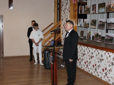  (photo)