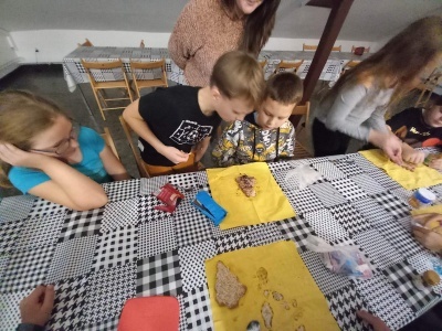  (photo)