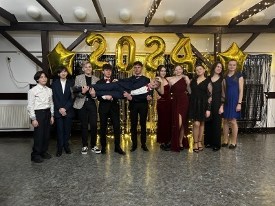  (photo)