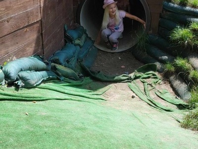  (photo)