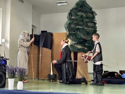  (photo)