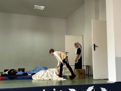  (photo)