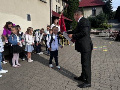  (photo)