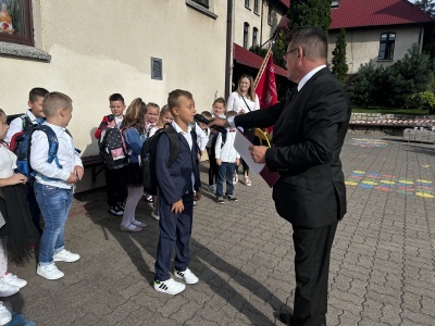  (photo)