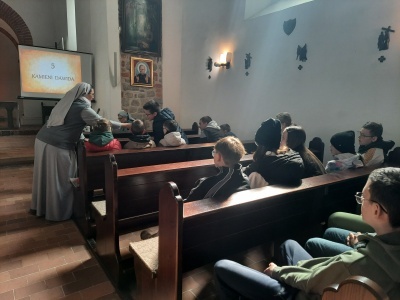  (photo)