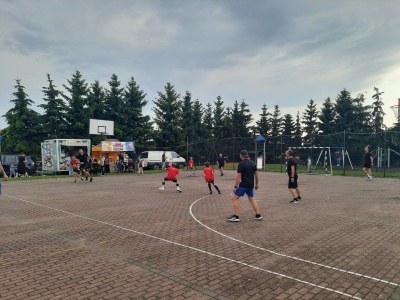  (photo)