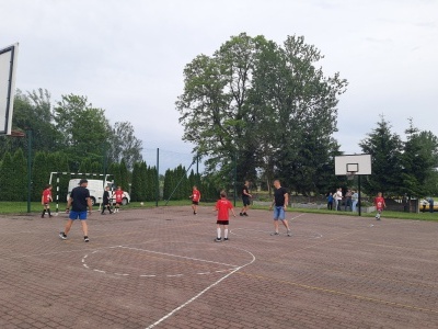  (photo)