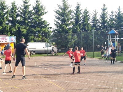  (photo)