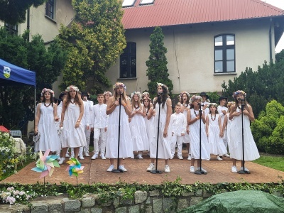  (photo)