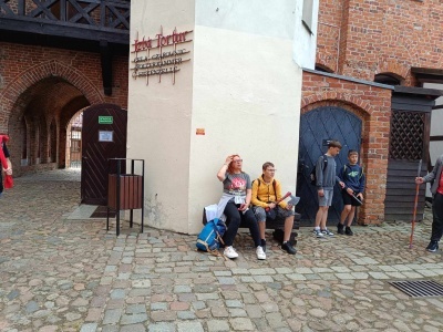  (photo)