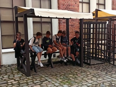  (photo)